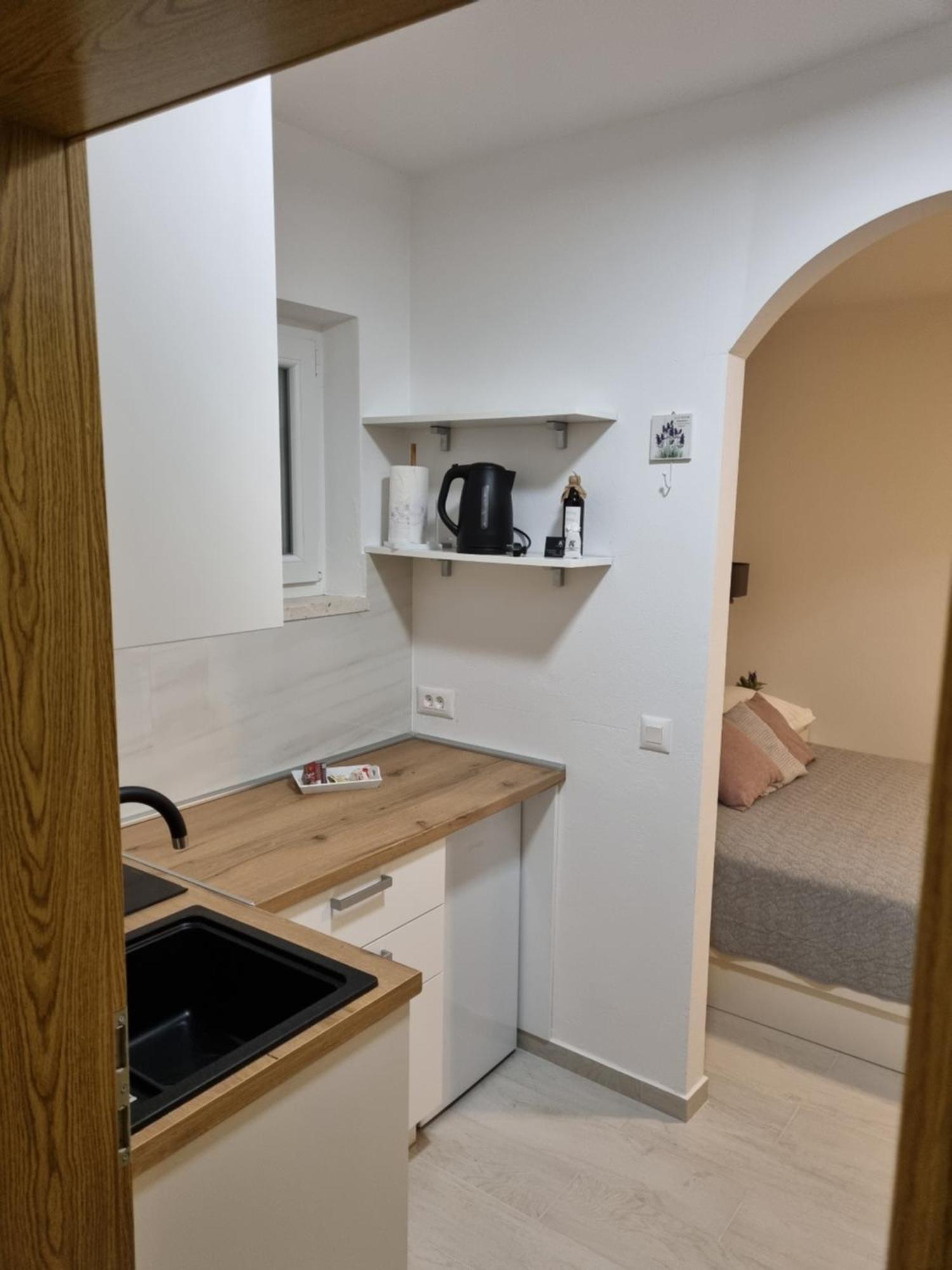 Apartments Tomas Makarska Ngoại thất bức ảnh