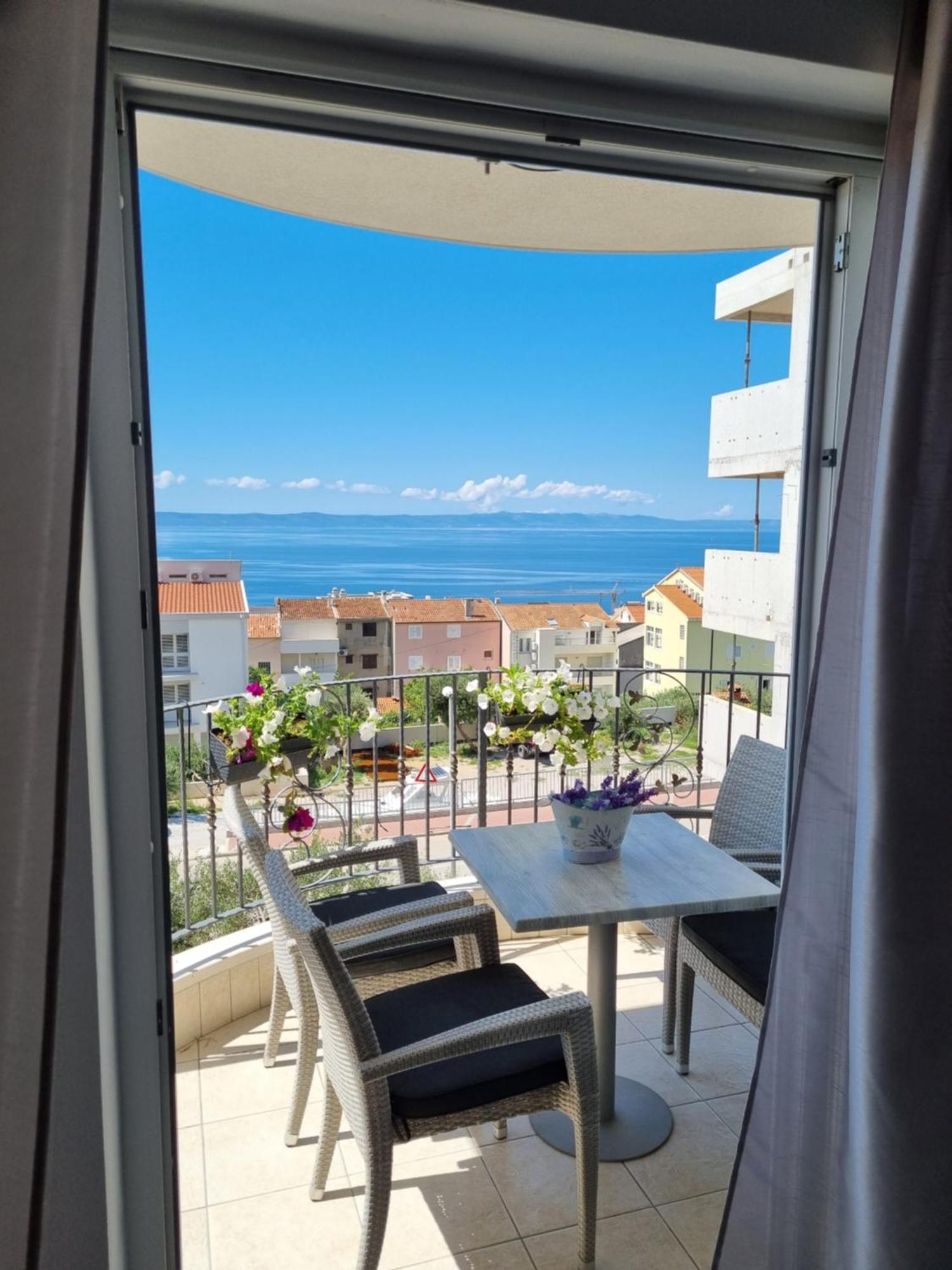 Apartments Tomas Makarska Ngoại thất bức ảnh