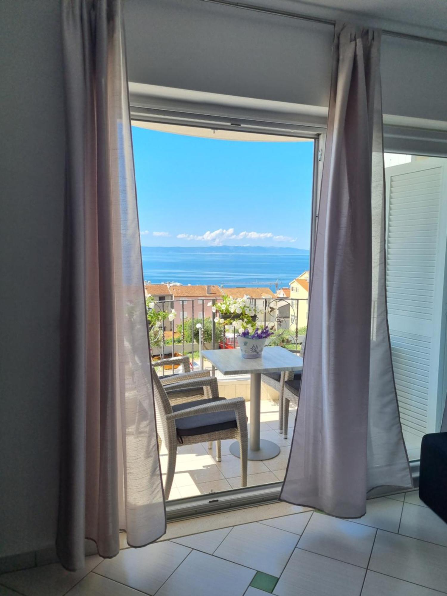 Apartments Tomas Makarska Ngoại thất bức ảnh