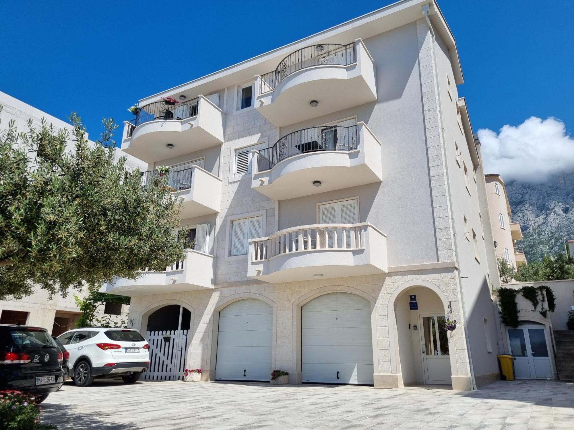Apartments Tomas Makarska Ngoại thất bức ảnh