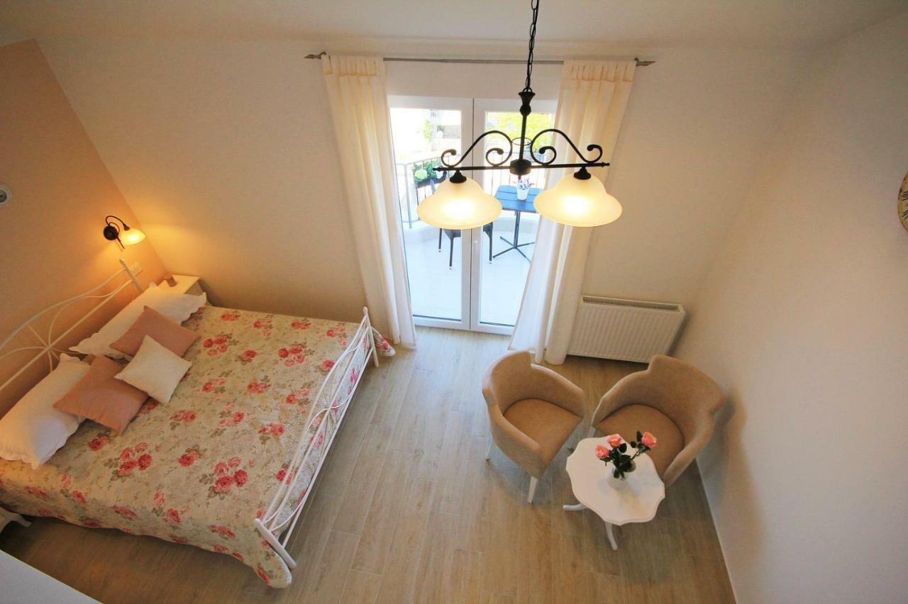 Apartments Tomas Makarska Ngoại thất bức ảnh