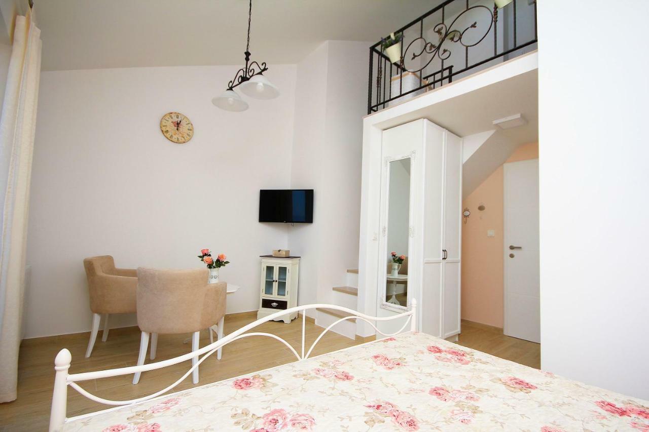 Apartments Tomas Makarska Ngoại thất bức ảnh
